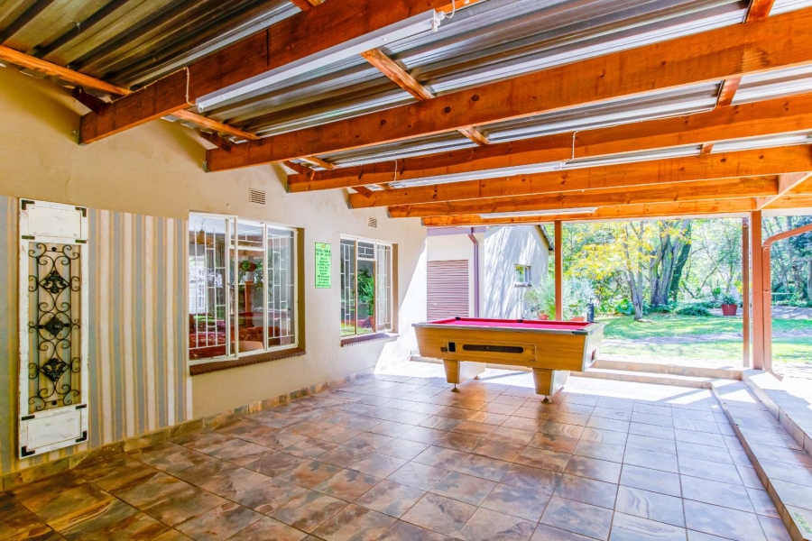 15 Bedroom Property for Sale in Hekpoort North West
